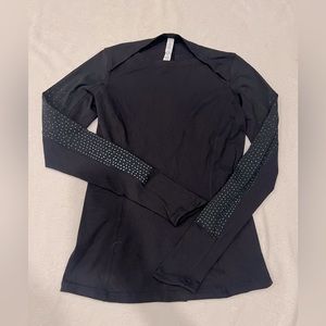 Lululemon workout long sleeve